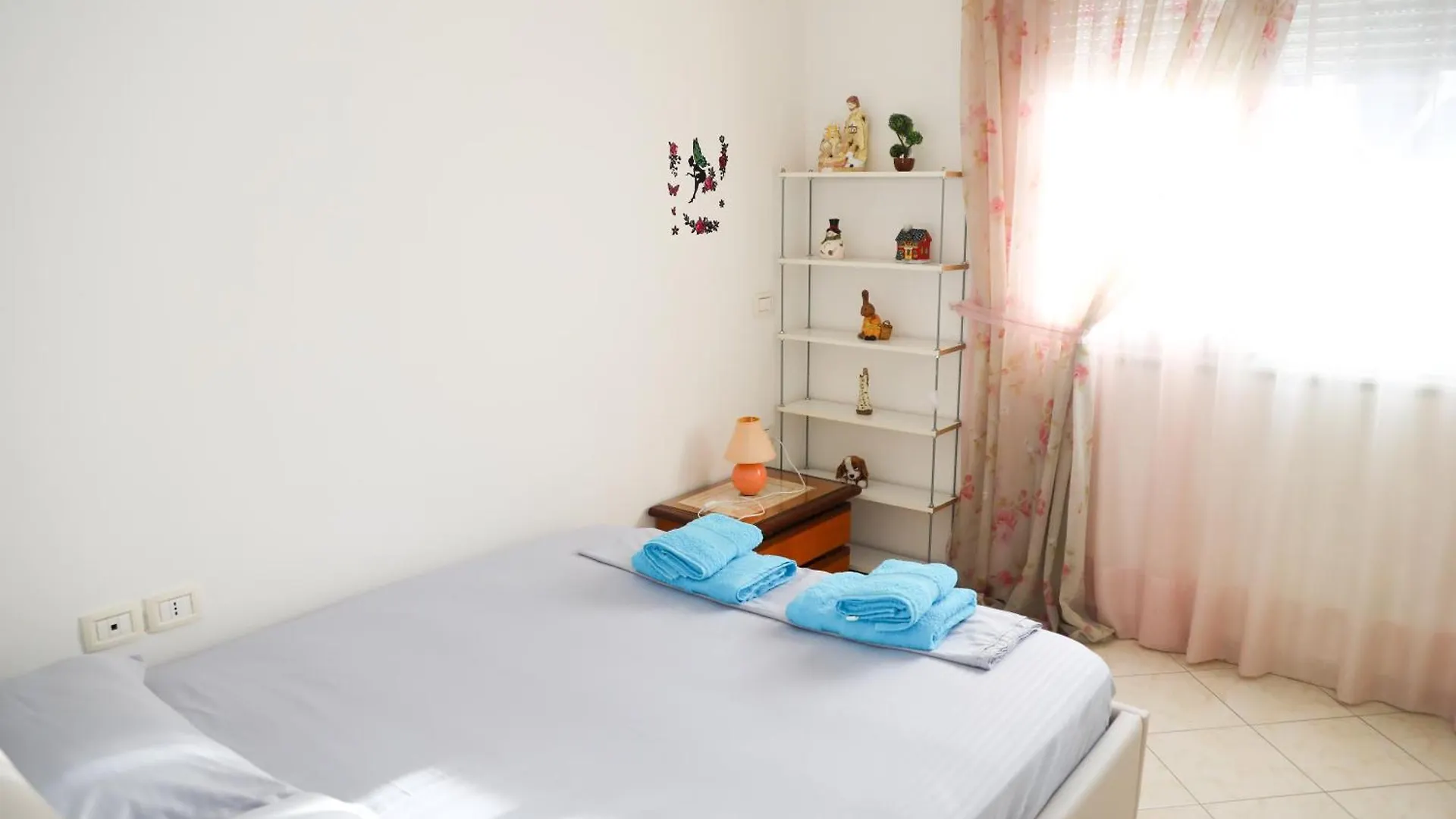 アパート Deti Guest House Vlorë